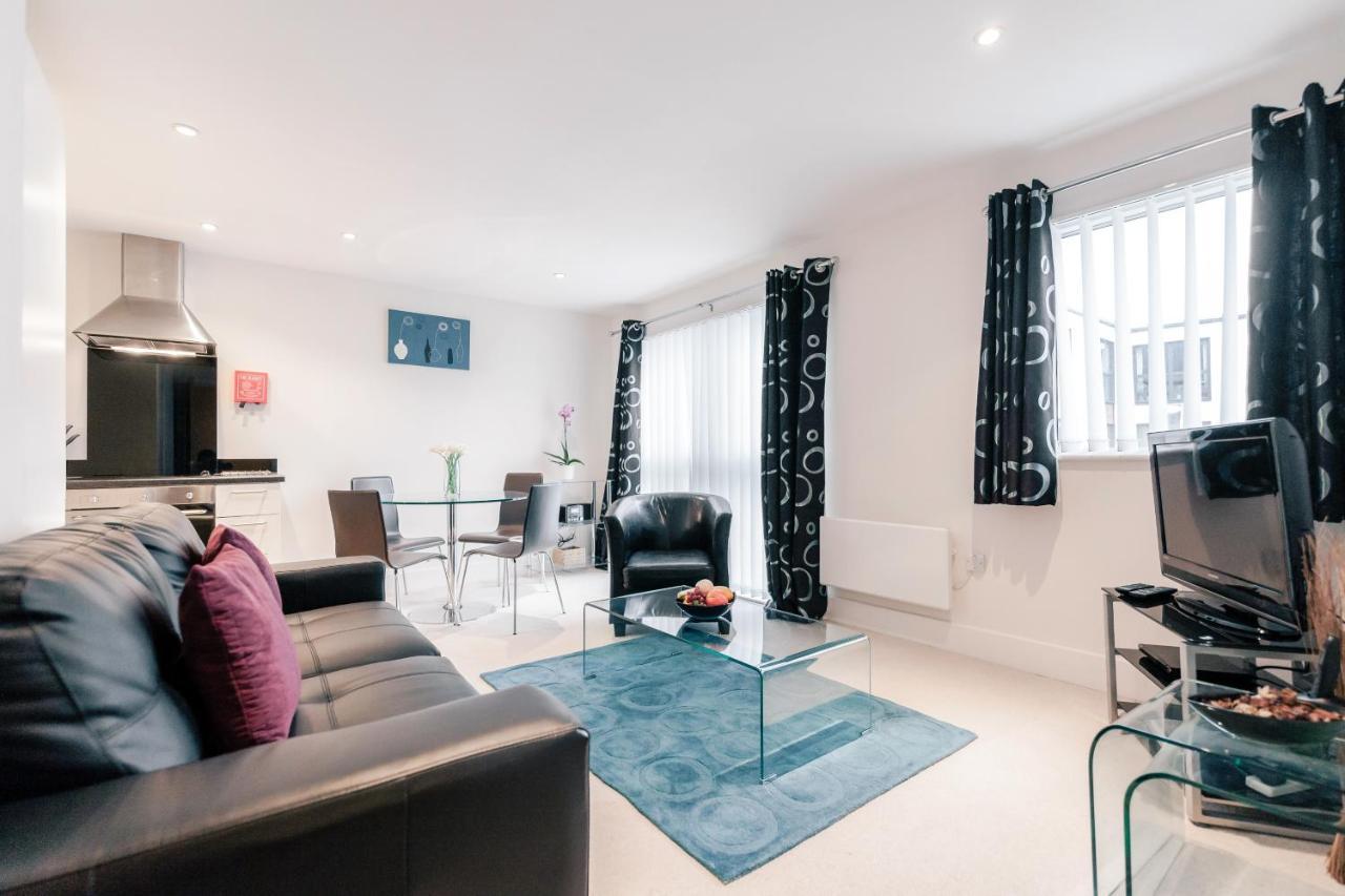 Roomspace Serviced Apartments - Capitol Square Epsom Oda fotoğraf